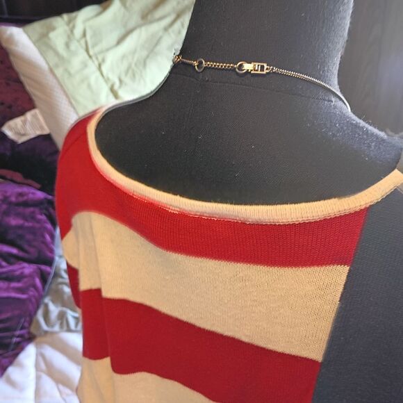 White Stag Short Sleeve Tee Red - Picture 5 of 7